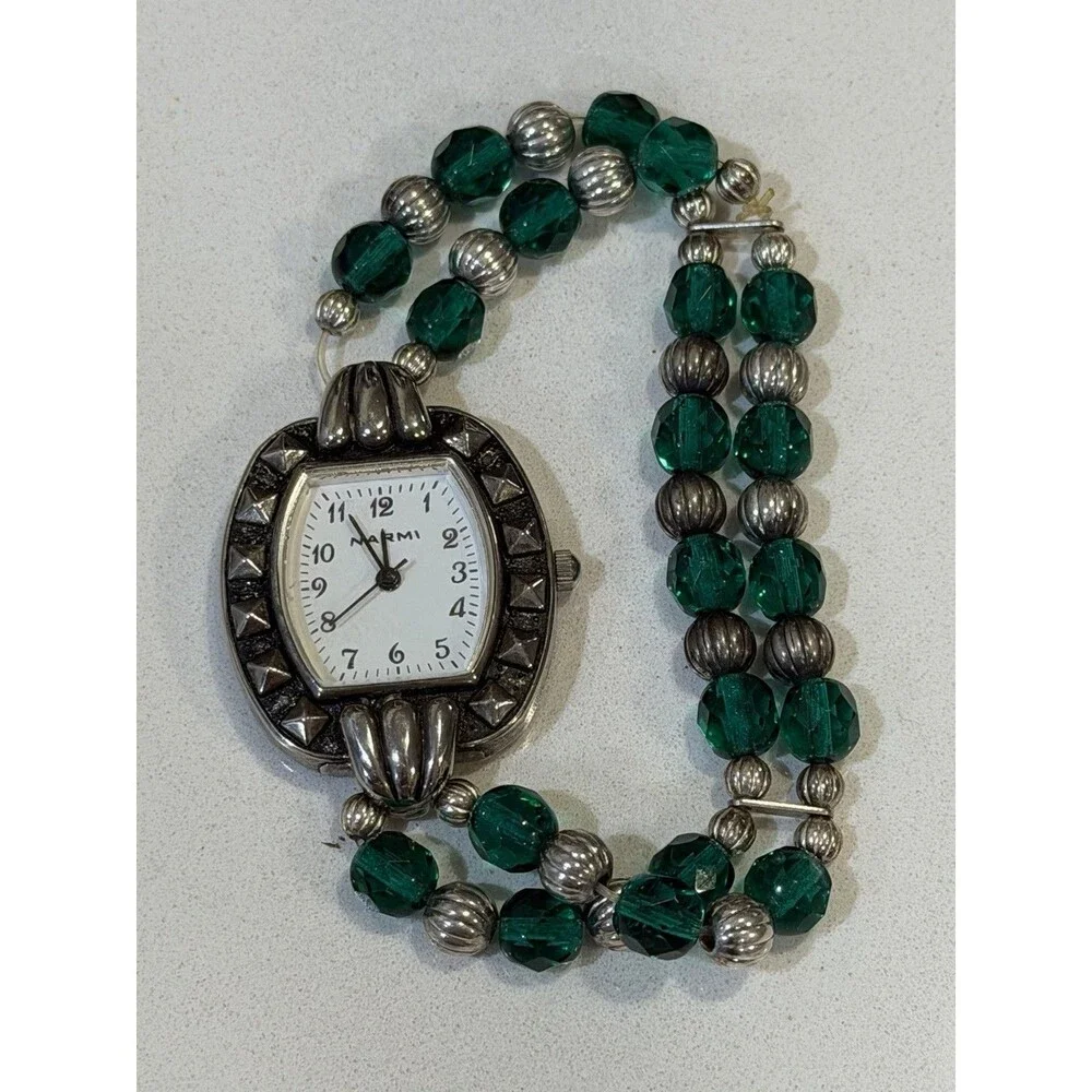 Narmi Women’s Silver Tone Green Beaded Stretch Bracelet Watch Fresh Battery